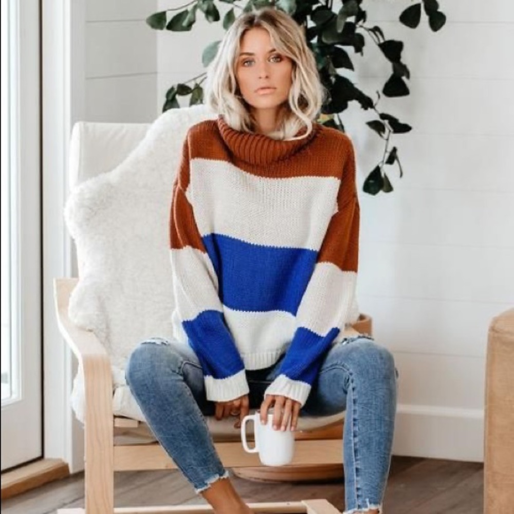 Striped turtleneck